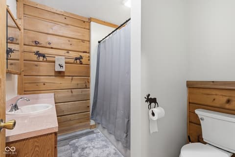 Photo of 8277 E Lake Shore Drive, Rockville, IN