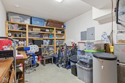 Storage — 8277 E Lake Shore Drive, Rockville, IN