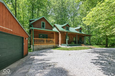 Front exterior at 8277 E Lake Shore Drive, Rockville, IN