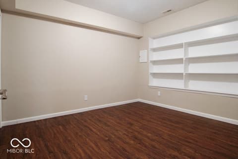 Photo of 5263 Brooks Bend, Greenwood, IN