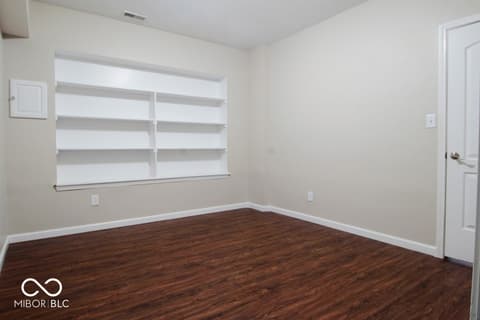 Photo of 5263 Brooks Bend, Greenwood, IN