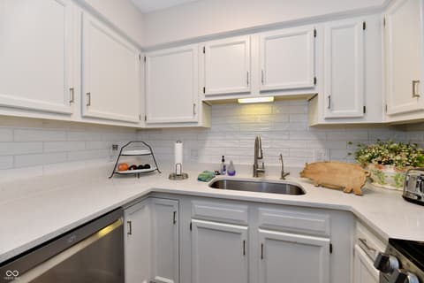Photo of 5668 Misty Ridge Circle, Indianapolis, IN