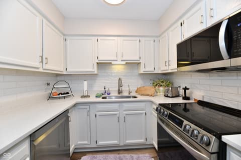 Photo of 5668 Misty Ridge Circle, Indianapolis, IN