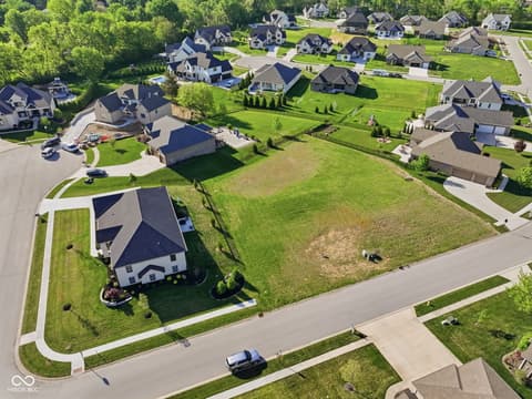 Photo of 5554 Harness Drive, Greenwood, IN