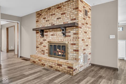 Family room at 3693 N 675 E, Darlington, IN