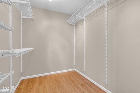 Walk In Closets — 3693 N 675 E, Darlington, IN