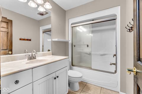 Bathroom at 3693 N 675 E, Darlington, IN