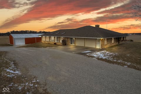 Front exterior at 3693 N 675 E, Darlington, IN