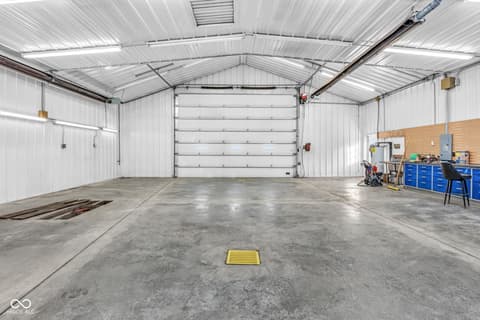 Garage at 3693 N 675 E, Darlington, IN