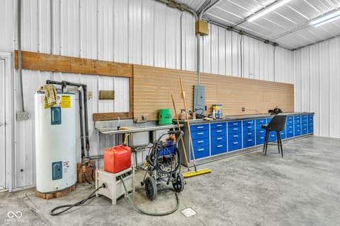 Garage at 3693 N 675 E, Darlington, IN