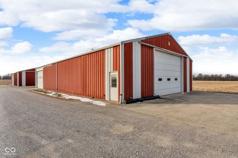 Garage at 3693 N 675 E, Darlington, IN