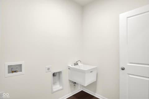 Laundry room at 2879 Piper Place, Plainfield, IN