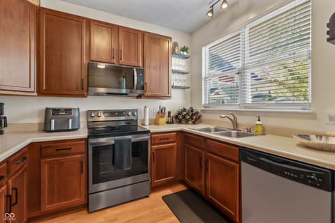 Photo of 2410 N College Avenue, Indianapolis, IN