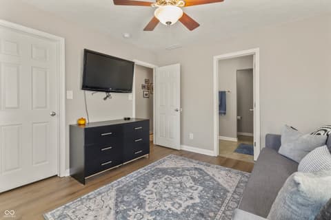 Photo of 2410 N College Avenue, Indianapolis, IN
