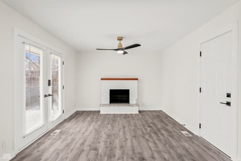 Living room at 8337 Aspen Court, Indianapolis, IN