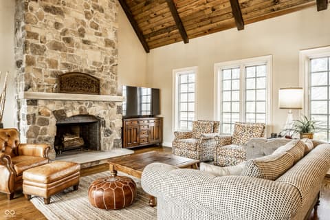 Living room at 5158 N 1000 W, Thorntown, IN