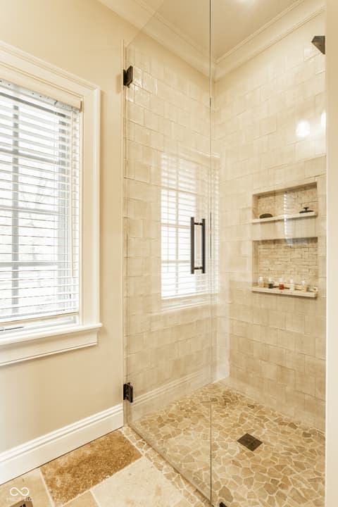 Bathroom at 5158 N 1000 W, Thorntown, IN