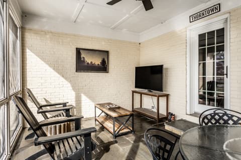 Outdoor living area at 5158 N 1000 W, Thorntown, IN