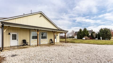 Barn — 5158 N 1000 W, Thorntown, IN