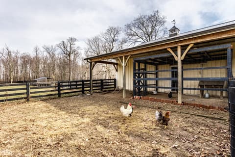Barn — 5158 N 1000 W, Thorntown, IN