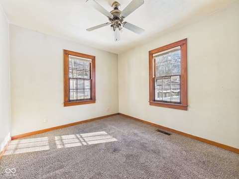Photo of 17 W 40th Street, Anderson, IN