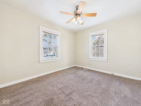Photo of 17 W 40th Street, Anderson, IN