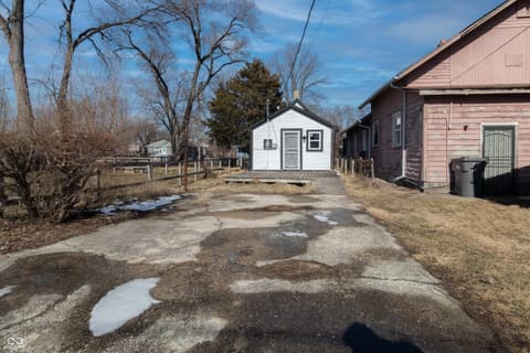 Yard at 1301 W Roache Street, Indianapolis, IN