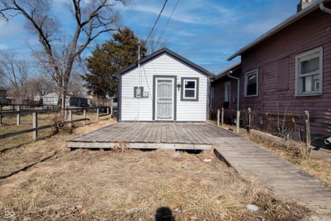 Yard at 1301 W Roache Street, Indianapolis, IN