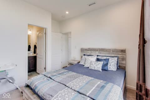 Photo of 9938 Denim Drive, Indianapolis, IN