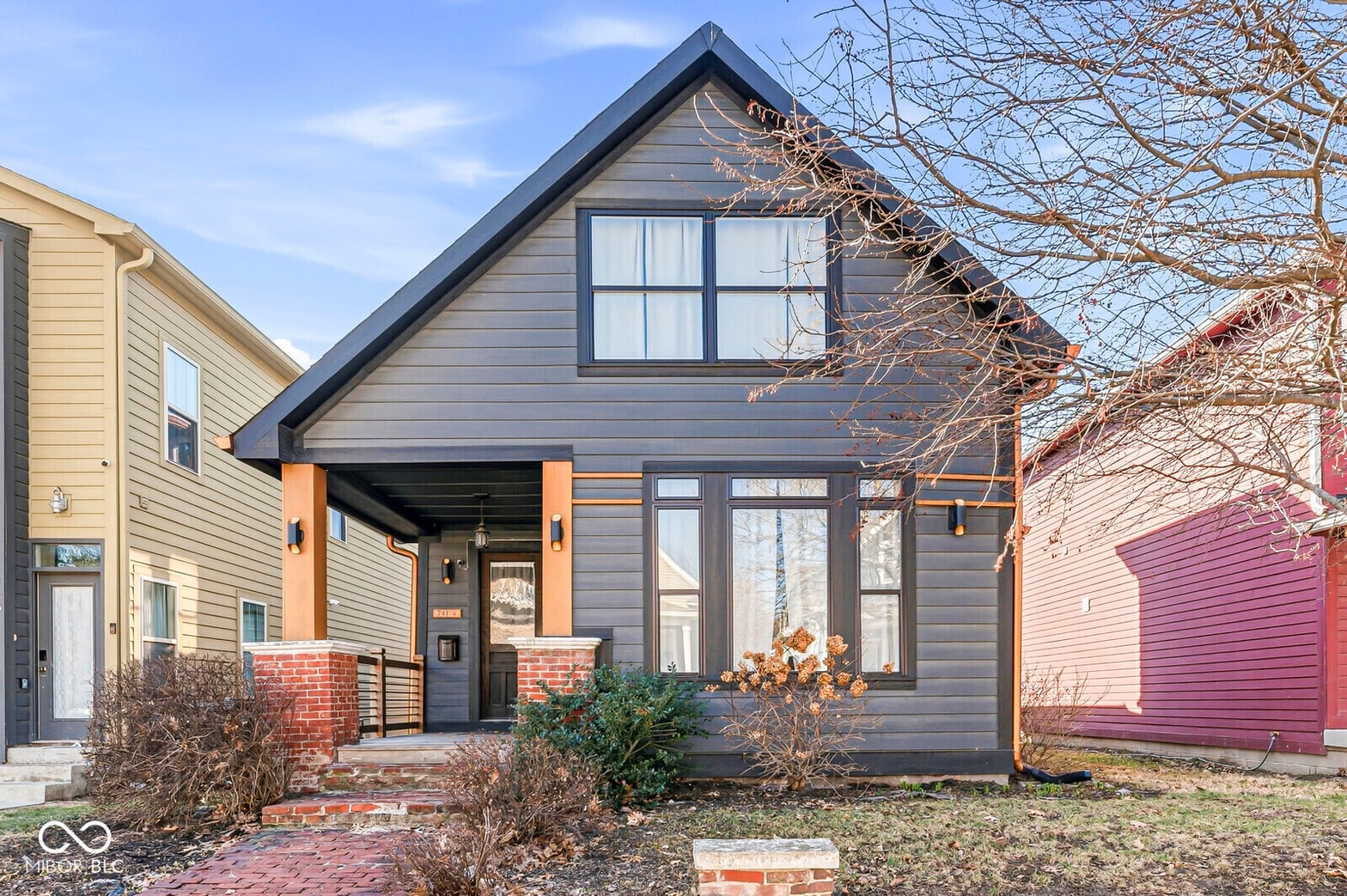 Photo of 741 Parkway Avenue, Indianapolis, IN