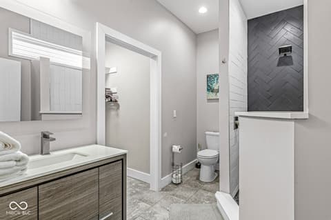 Photo of 741 Parkway Avenue, Indianapolis, IN