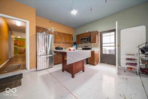 Kitchen at 2940 Treehouse Pass, Greenwood, IN