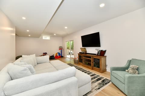 Photo of 653 Featherstone Drive, Westfield, IN