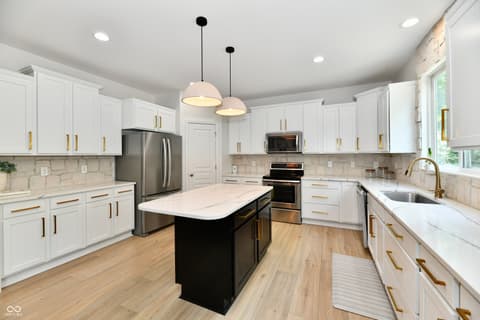 Photo of 653 Featherstone Drive, Westfield, IN