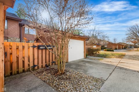 Photo of 3187 Sycamore Drive, Columbus, IN