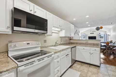 Photo of 6703 Bridgefield Way, Indianapolis, IN
