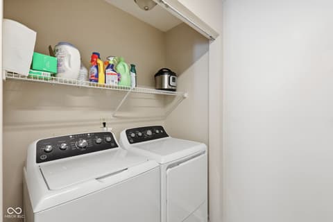 Photo of 6703 Bridgefield Way, Indianapolis, IN
