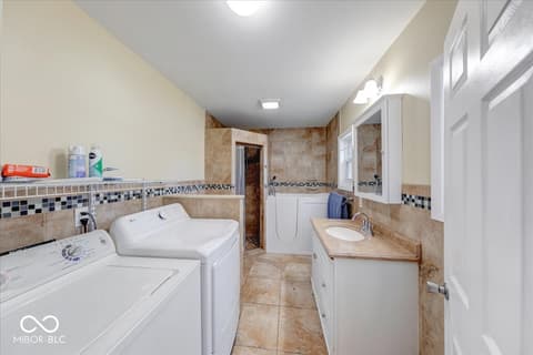 Laundry room at 1630 E Elbert Street, Indianapolis, IN