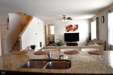 Photo of 1922 Lakecrest Drive, Columbus, IN