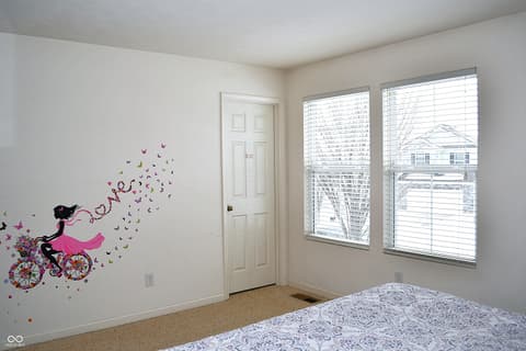 Photo of 1922 Lakecrest Drive, Columbus, IN