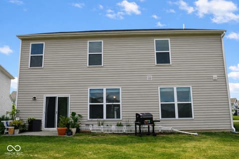 Photo of 1922 Lakecrest Drive, Columbus, IN