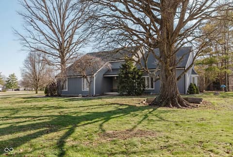 2020 S Oakwood Drive