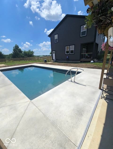 Pool at 6564 N Michigan Road, Fairland, IN