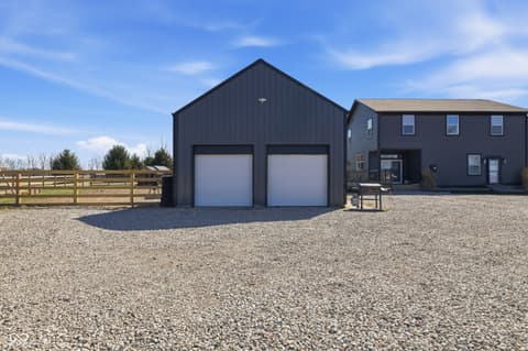 Garage at 6564 N Michigan Road, Fairland, IN