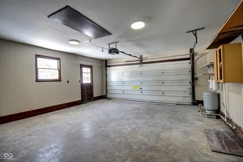 Garage at 5405 Emerson Way, Anderson, IN