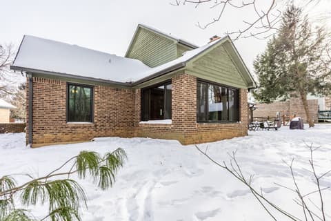 Photo of 1103 Ridgeway Drive, Crawfordsville, IN
