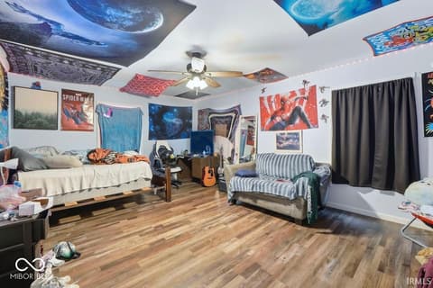Bedroom at 7020 E County Road 581 N, Albany, IN