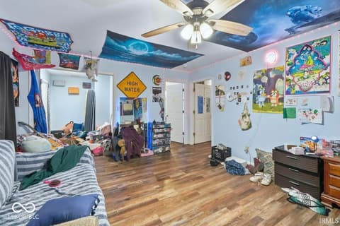 Bedroom at 7020 E County Road 581 N, Albany, IN