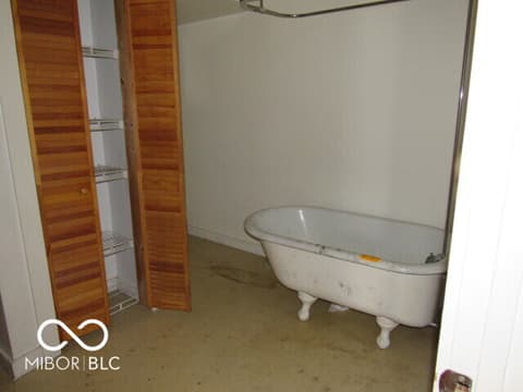 Photo of 80 NW H Street, Richmond, IN