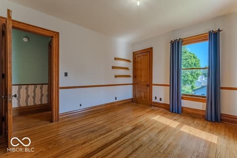 Photo of 932 N Washington Street, Marion, IN